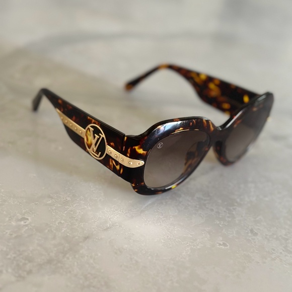 Louis Vuitton Designer Retired PARIS/TEXAS Sun Glasses - Picture 8 of 13